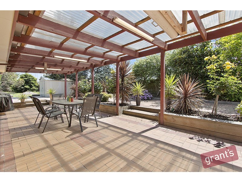 4 Millport Court, Endeavour Hills VIC 3802