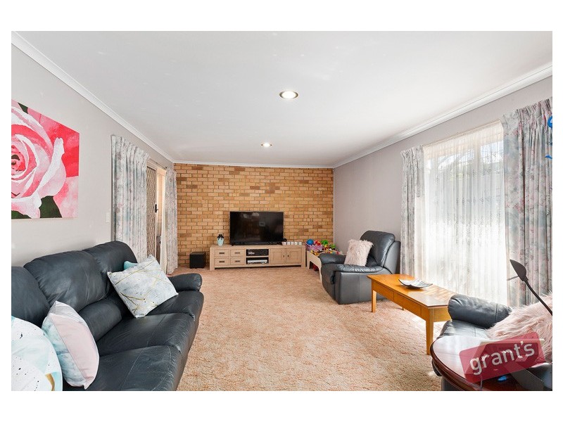 20 Steeple Place, Endeavour Hills VIC 3802