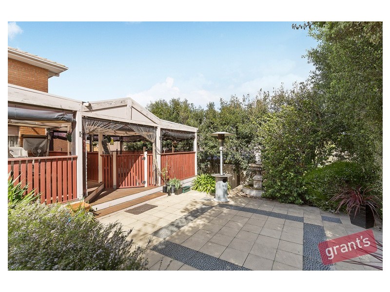 20 Steeple Place, Endeavour Hills VIC 3802