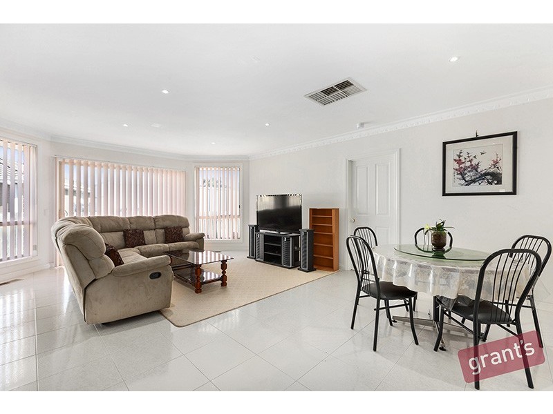 19 Mountview Avenue, Hallam VIC 3803