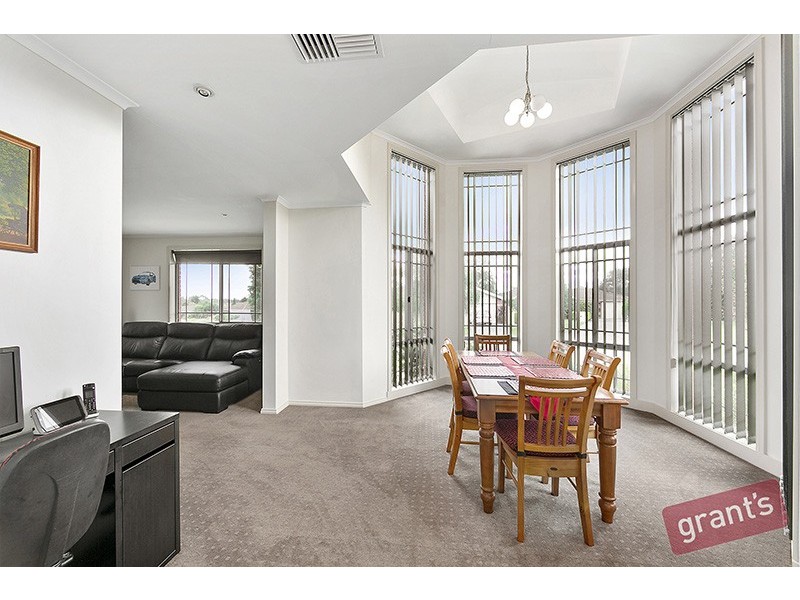 24 Ingleton Court, Narre Warren VIC 3805