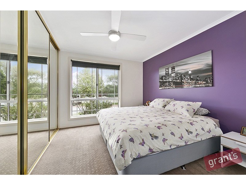 24 Ingleton Court, Narre Warren VIC 3805