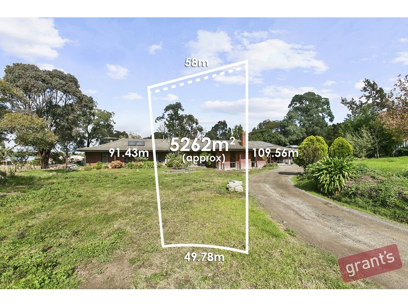 6 Brently Close, Narre Warren North VIC 3804