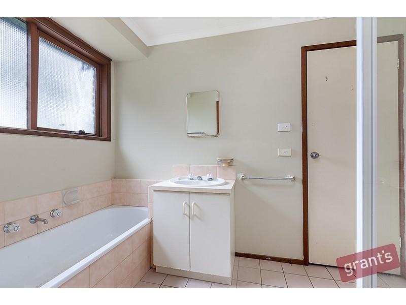 26 Fleetwood Drive, Narre Warren VIC 3805