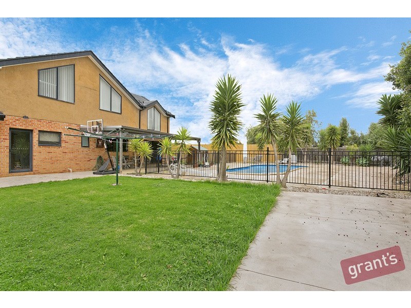 4 Shearer Court, Narre Warren VIC 3805