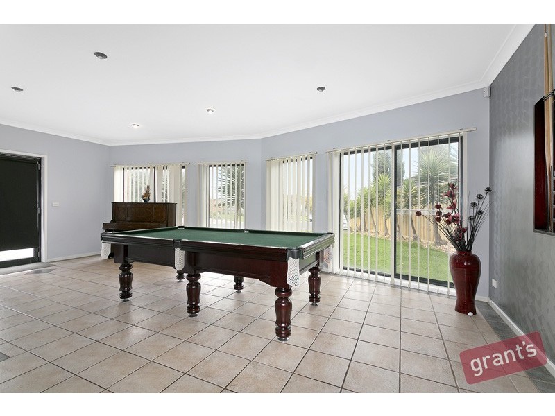 4 Shearer Court, Narre Warren VIC 3805