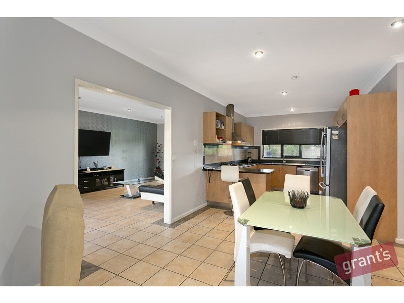 4 Shearer Court, Narre Warren VIC 3805