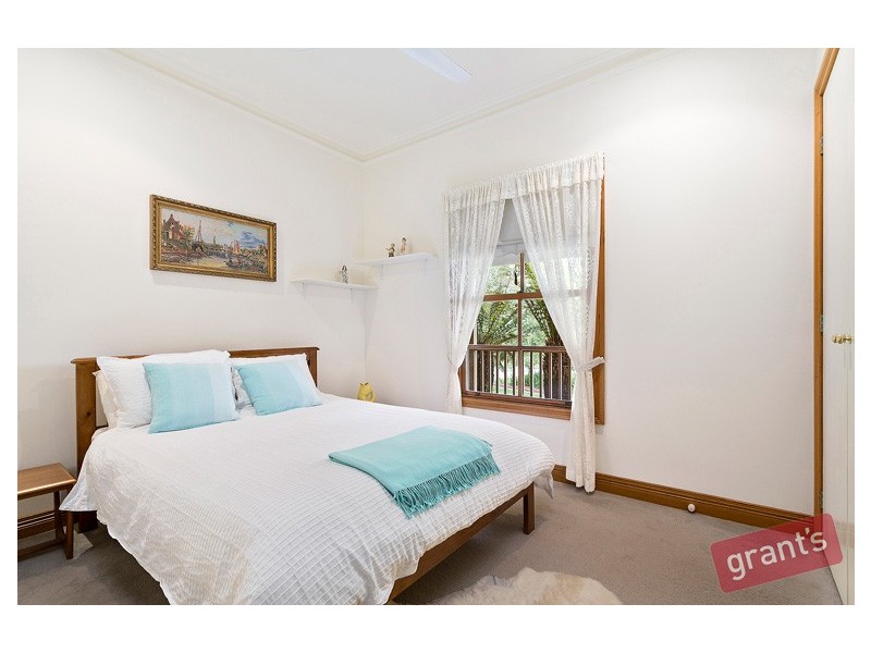 8 Market Lane, Narre Warren South VIC 3805
