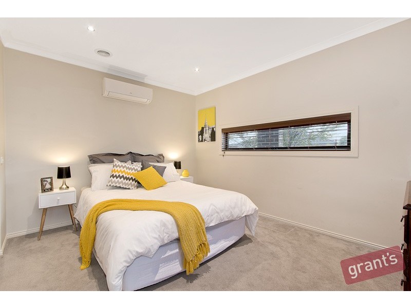 1 Angelique Street, Berwick VIC 3806