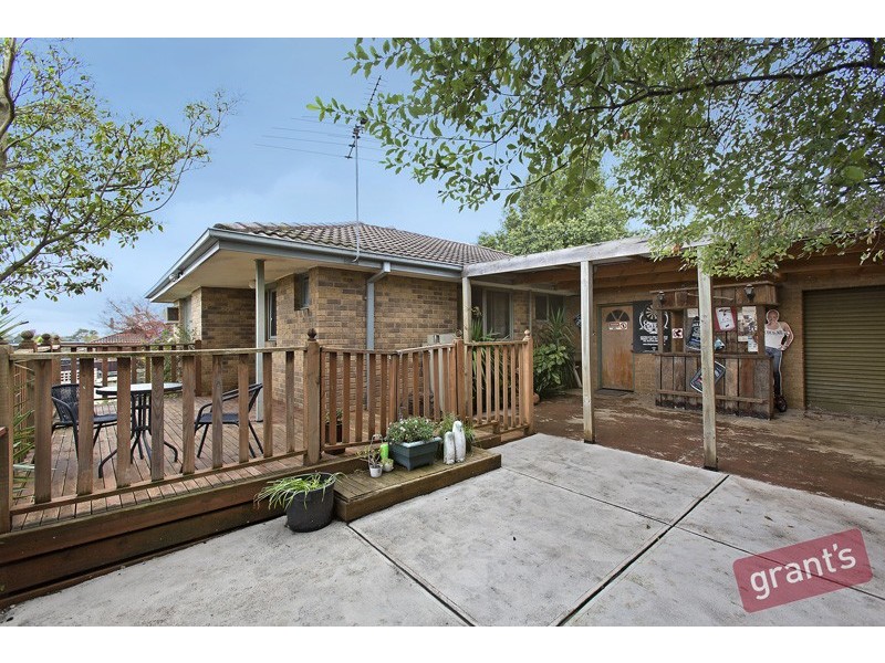 24 Trentwood Road, Narre Warren VIC 3805