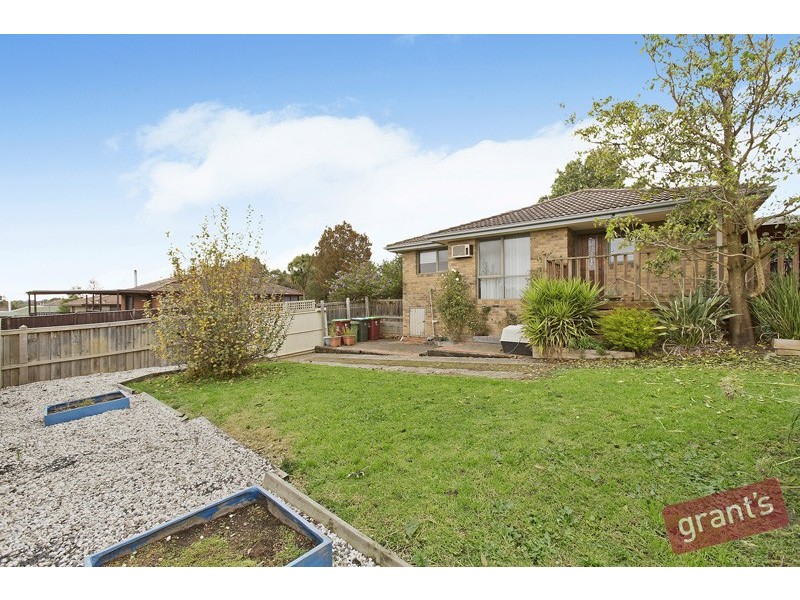 24 Trentwood Road, Narre Warren VIC 3805