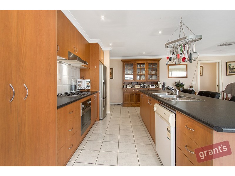 2 Seattle Square, Narre Warren VIC 3805