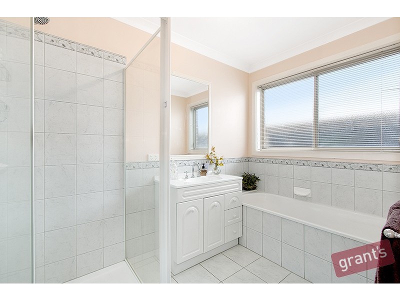 2 Seattle Square, Narre Warren VIC 3805