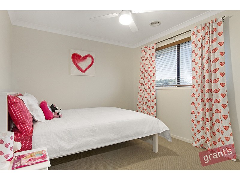 9 Rose Garden Court, Narre Warren North VIC 3804