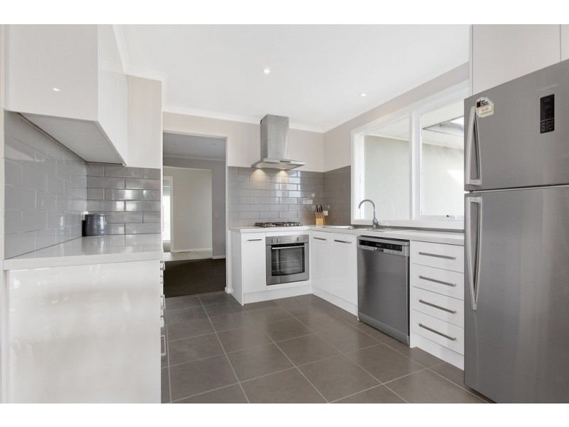 23 Rosemont Drive, Narre Warren VIC 3805