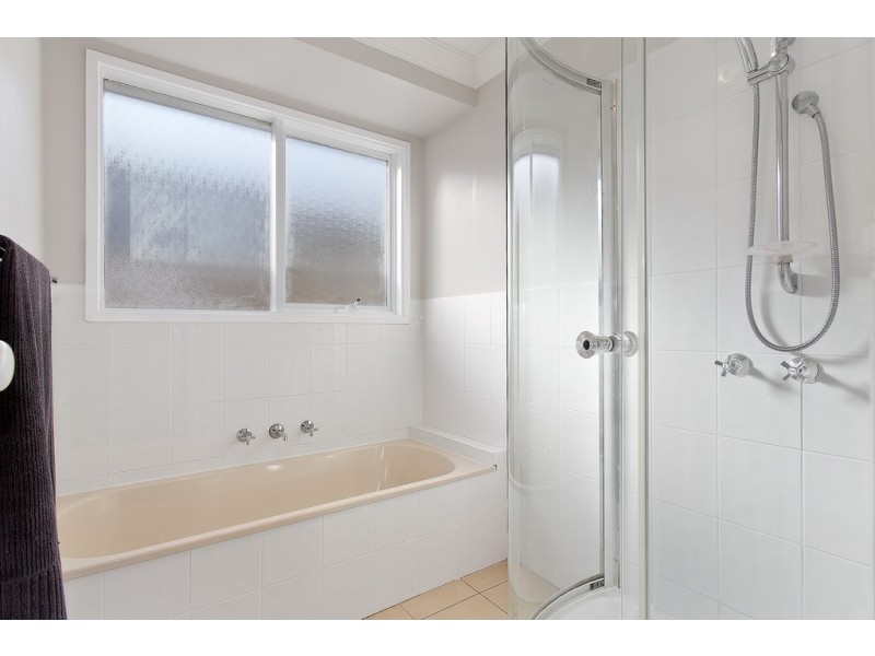 23 Rosemont Drive, Narre Warren VIC 3805