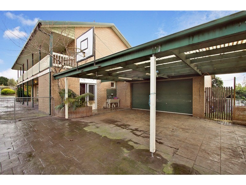 39 George Chudleigh Drive, Hallam VIC 3803