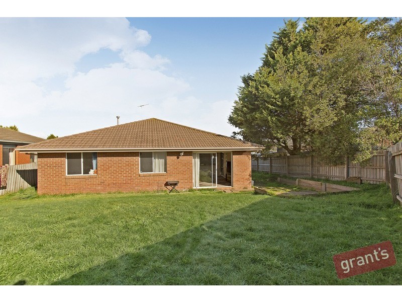 16 Newberry Retreat, Hampton Park VIC 3976