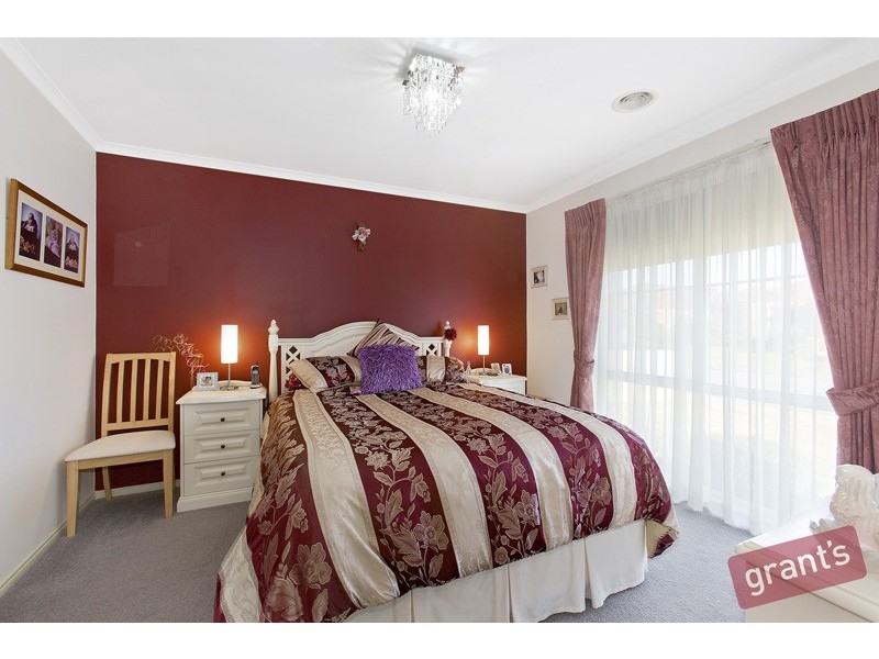 44 Wesley Drive, Narre Warren VIC 3805