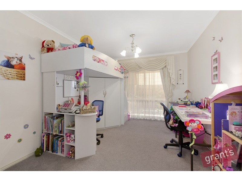 44 Wesley Drive, Narre Warren VIC 3805