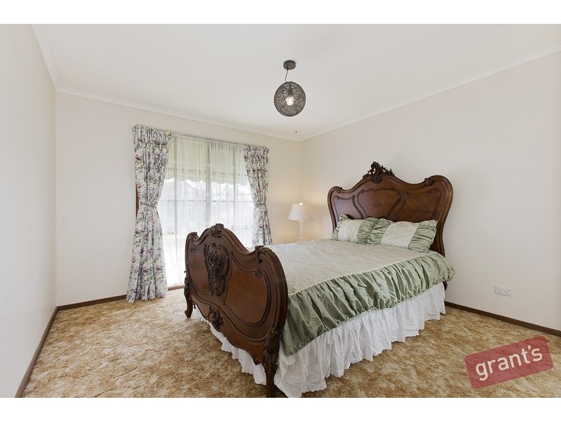 20 Tripoli Court, Hallam VIC 3803