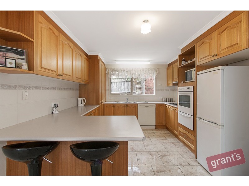 12 Charing Cross Place, Narre Warren VIC 3805