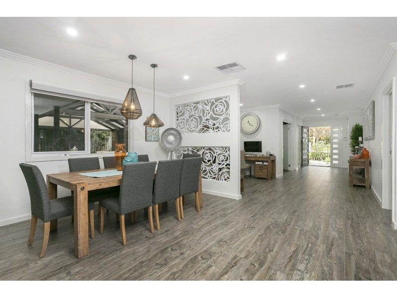 74 Crawley Road, Narre Warren North VIC 3804