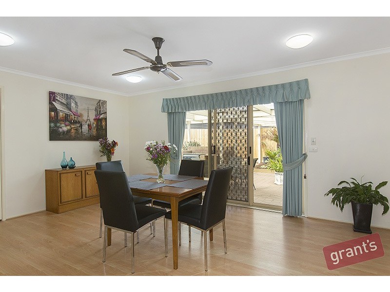 15 Barondi Avenue, Narre Warren VIC 3805