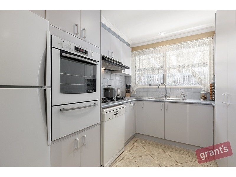 20 Primrose Hill Close, Endeavour Hills VIC 3802