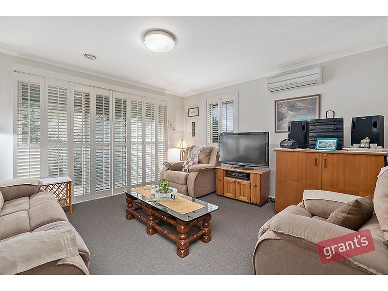 2/61 George Chudleigh Drive, Hallam VIC 3803