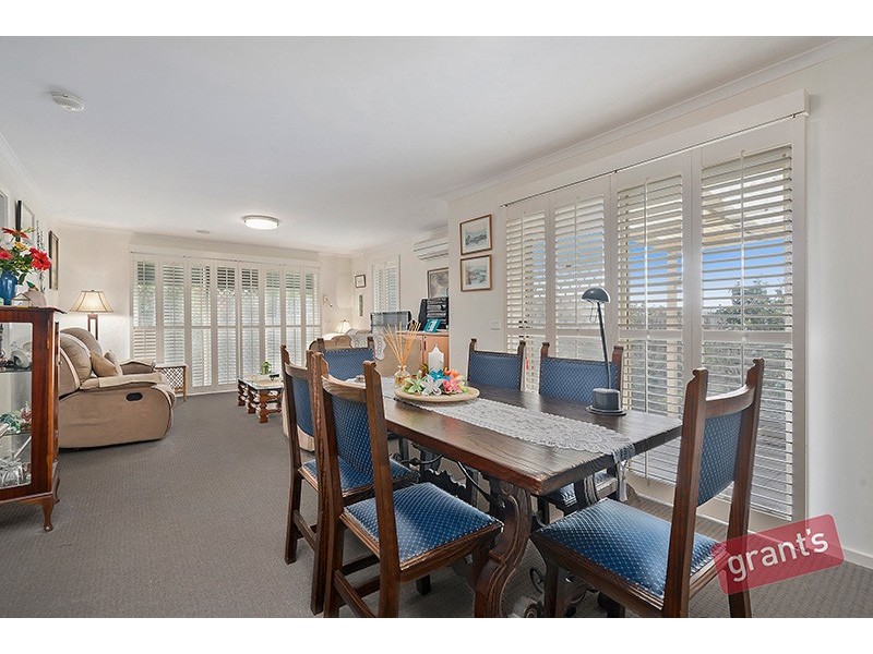 2/61 George Chudleigh Drive, Hallam VIC 3803