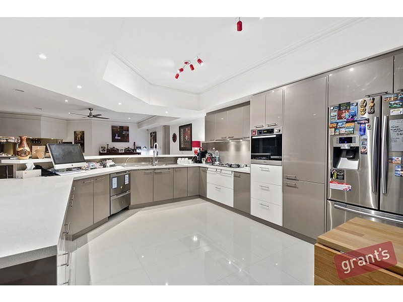 22 -24 Fontaine Terrace, Narre Warren North VIC 3804