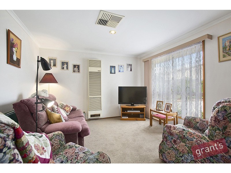 2/4 Denver Drive, Narre Warren VIC 3805