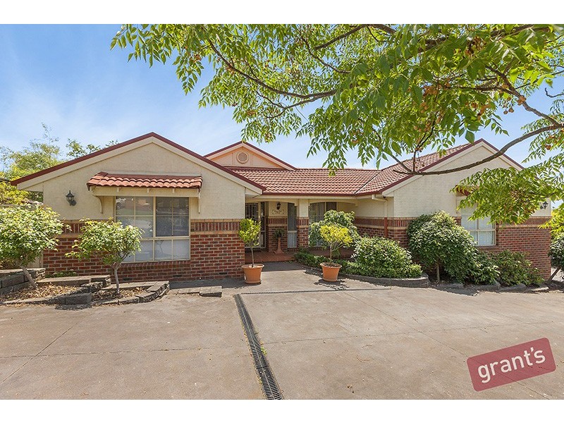 23 John Joseph Court, Narre Warren North VIC 3804