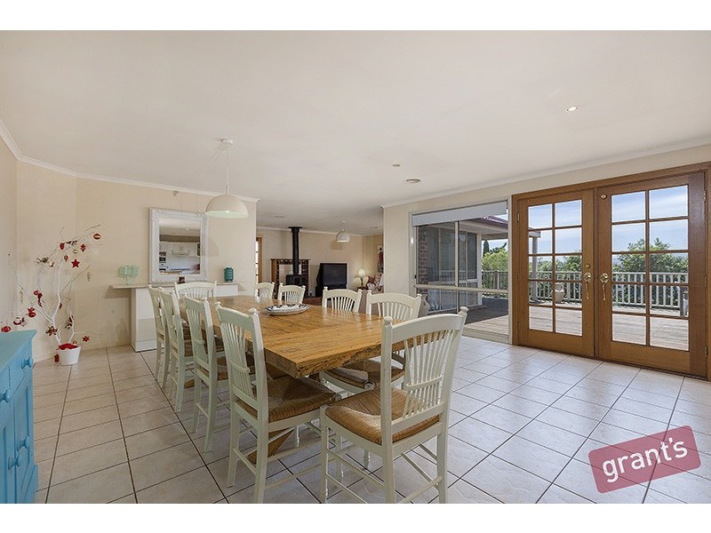 23 John Joseph Court, Narre Warren North VIC 3804