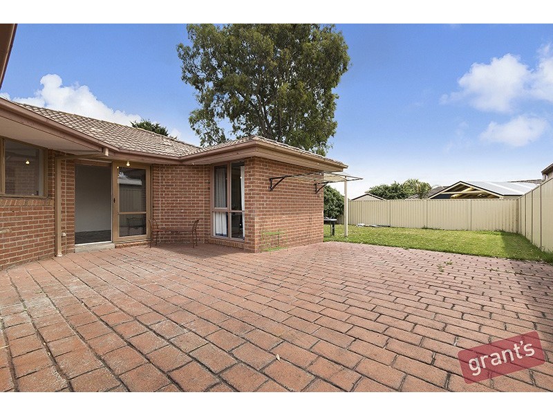 28 Fleetwood Drive, Narre Warren VIC 3805