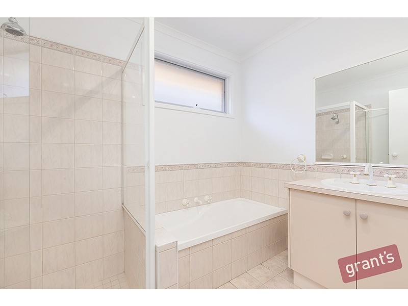 20 Norman Place, Narre Warren VIC 3805