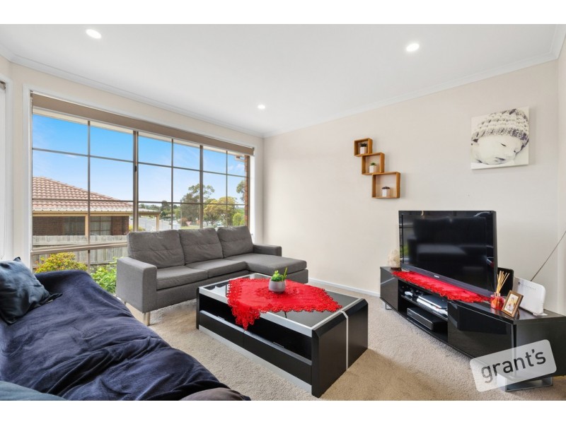 2/10 Azalea Court, Narre Warren VIC 3805