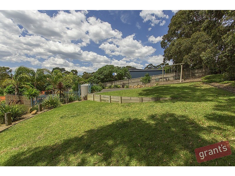 2 Grand Valley Court, Lysterfield South VIC 3156