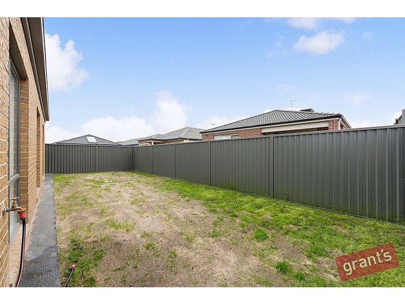 25 Donatello Crescent, Narre Warren VIC 3805