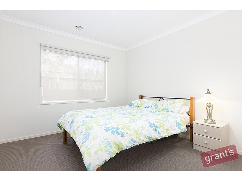 3 Lauradan Avenue, Berwick VIC 3806