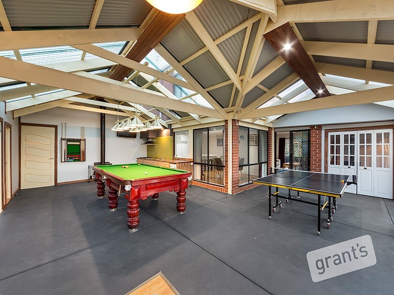 1 Berkshire Place, Narre Warren South VIC 3805