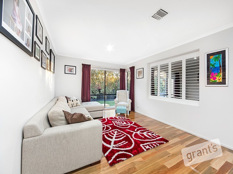 1 Berkshire Place, Narre Warren South VIC 3805
