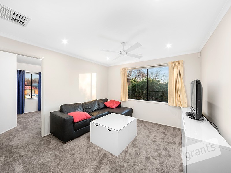 1 Berkshire Place, Narre Warren South VIC 3805