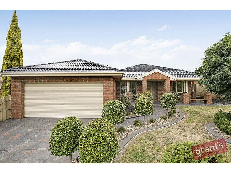 45 Mayfair Crescent, Narre Warren VIC 3805