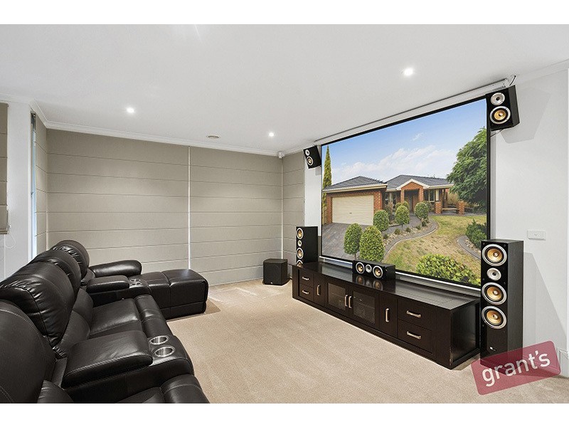 45 Mayfair Crescent, Narre Warren VIC 3805