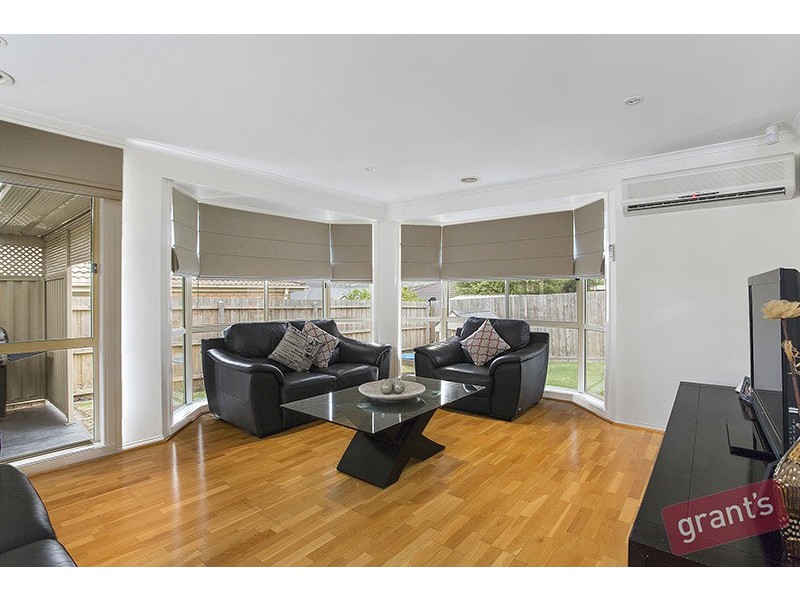 45 Mayfair Crescent, Narre Warren VIC 3805