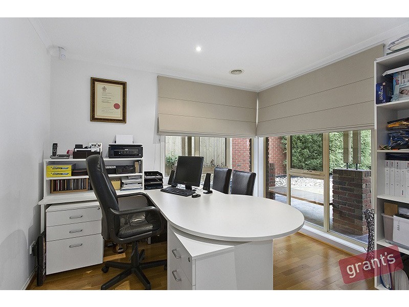 45 Mayfair Crescent, Narre Warren VIC 3805