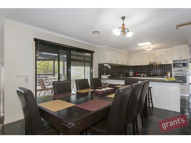 12 Carroll Court, Narre Warren VIC 3805