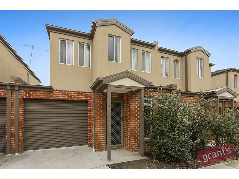 8/4 Young Road, Hallam VIC 3803